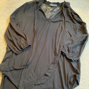 Almost Famous Ladies XL Blouse